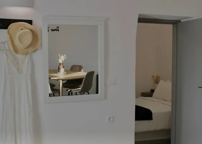 Apartman Asmeri With Jacuzzi In Santorini Akrotírion