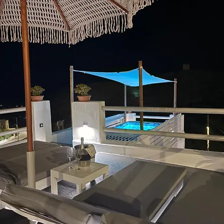 Asmeri With Jacuzzi In Santorini Lejlighed