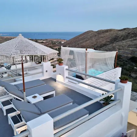Asmeri With Jacuzzi In Santorini Apartment