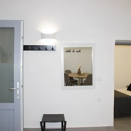 Lejlighed Asmeri With Jacuzzi In Santorini *